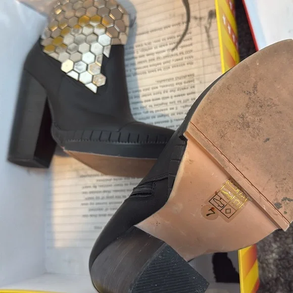 Jeffrey Campbell. Quigley leather Black studded boots. Size US 7. - Picture 5 of 6